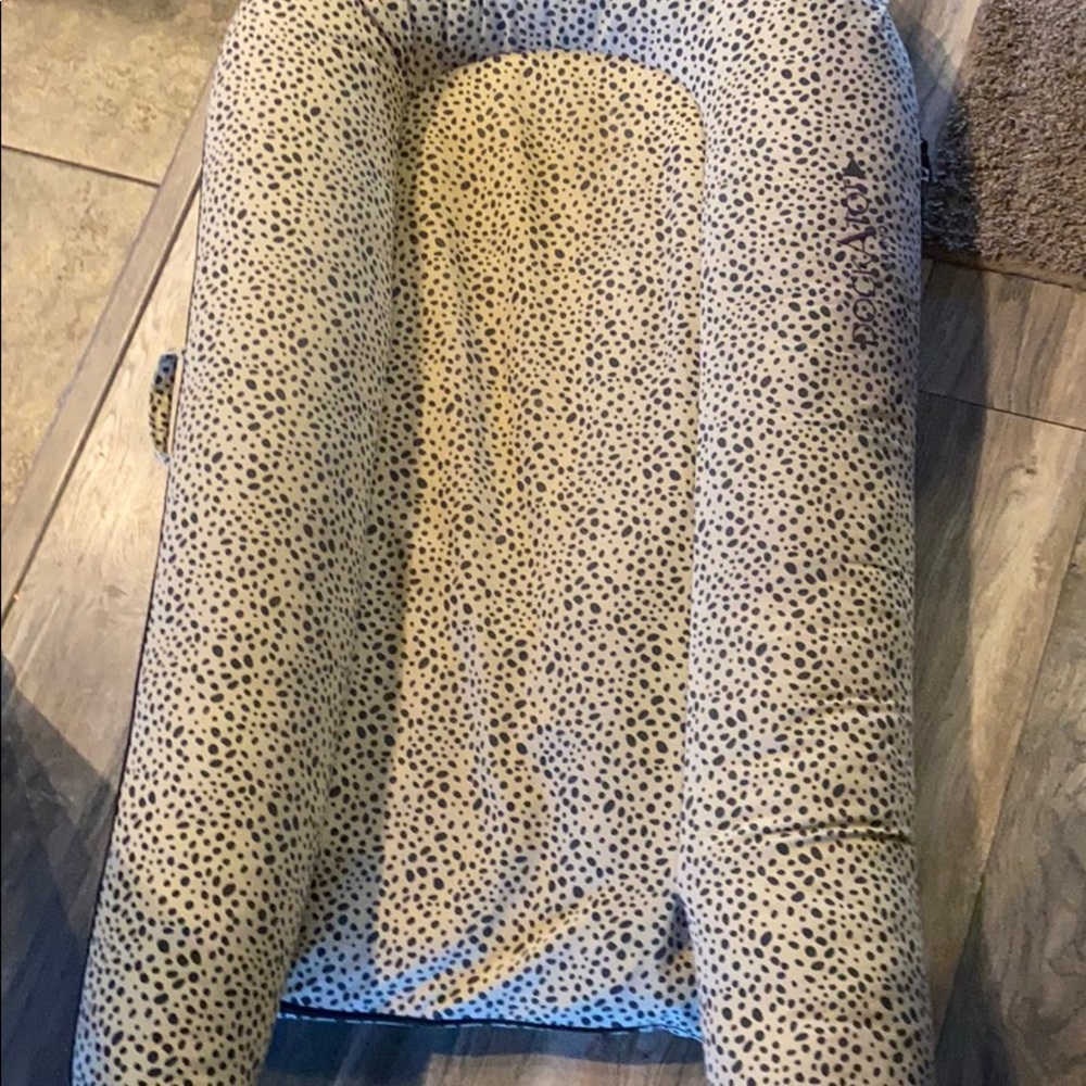 Leopard print dock a tot grand